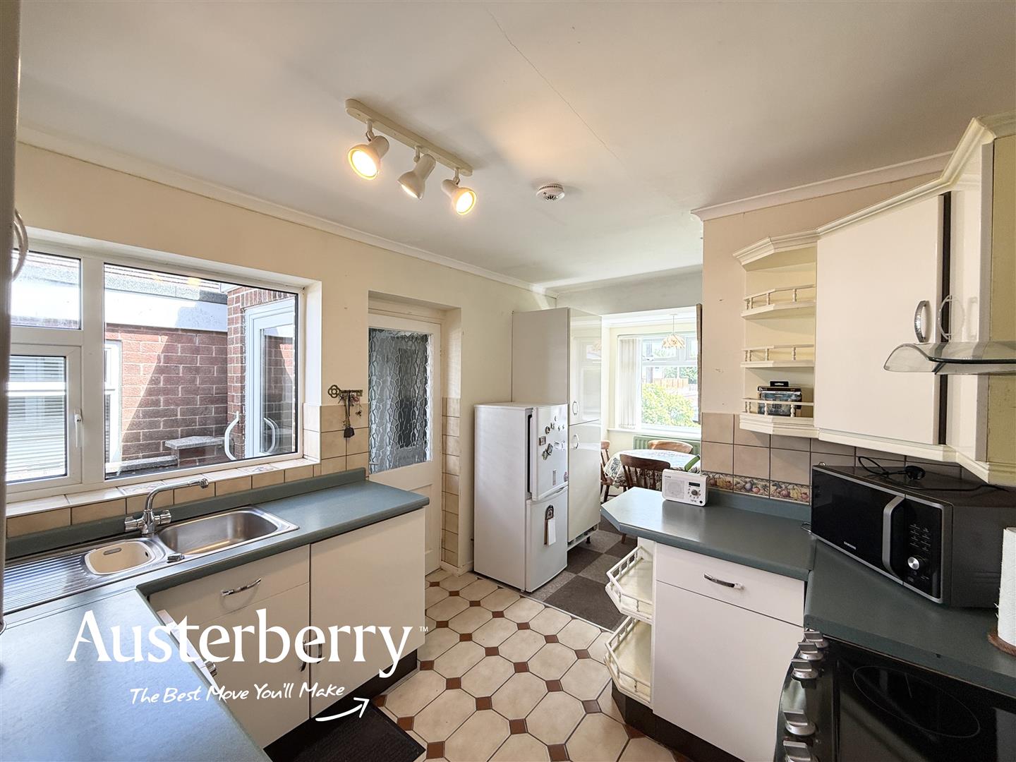 Woodside Drive, Meir Heath, Stoke-On-Trent